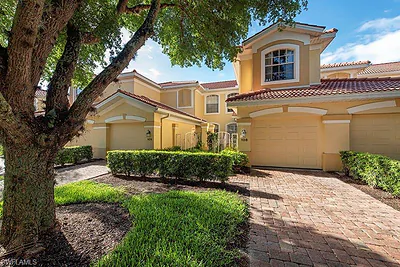 2110 Arielle DR 108 #108 NAPLES FL