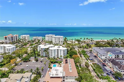 232 Banyan BLVD 232 #232 NAPLES FL