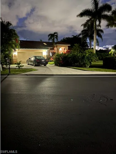 1025 Moon Lake DR NAPLES FL