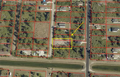 6004 N Ruth AVE LEHIGH ACRES FL