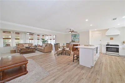 4520 SE 9th AVE CAPE CORAL FL