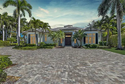 2250 Crayton RD NAPLES FL