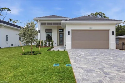 1027 Frank Whiteman BLVD NAPLES FL