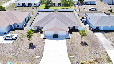 1020/1022 NE 8th PL CAPE CORAL FL