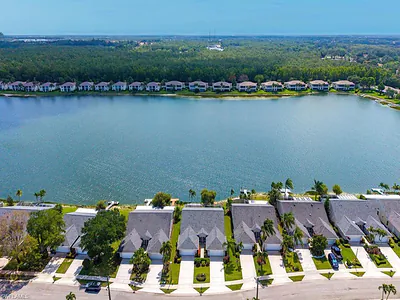 2960 Crown Pointe BLVD NAPLES FL