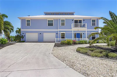 2096 Macadamia ST ST. JAMES CITY FL