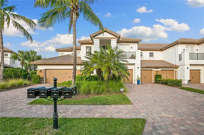 8081 Players Cove DR 101 #101 NAPLES FL