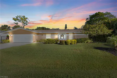 2569 Outrigger LN NAPLES FL