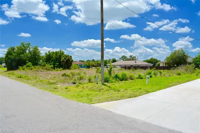 4505/4507 27th ST SW LEHIGH ACRES FL