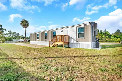 8111 Breeze DR NORTH FORT MYERS FL