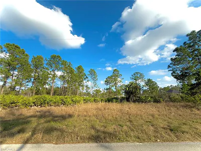 235 Narthex AVE S LEHIGH ACRES FL