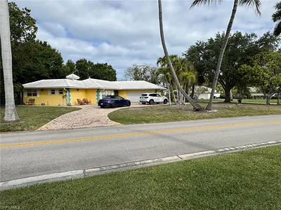 780 Fountainhead LN NAPLES FL