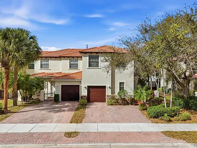 7576 Bristol CIR NAPLES FL
