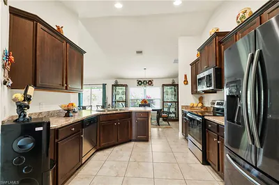 192 Townsend CT LEHIGH ACRES FL
