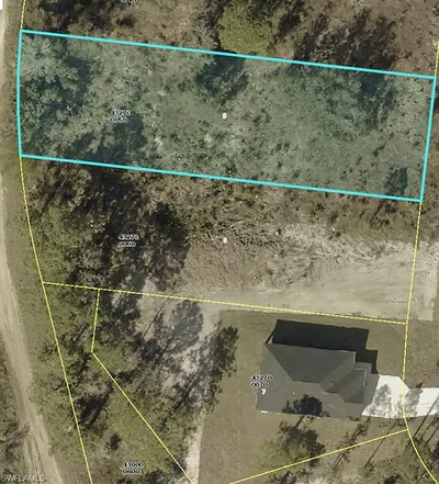 1889 Marcus CT LEHIGH ACRES FL