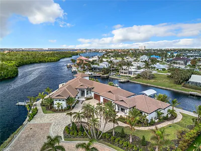 14201 Bay DR FORT MYERS FL