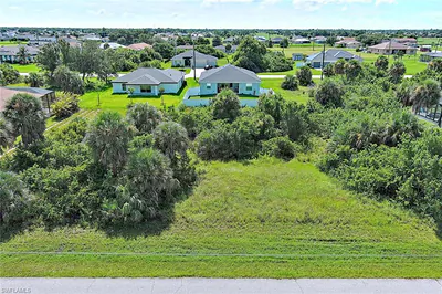 148 Spring DR ROTONDA WEST FL