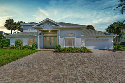 215 Mooring Line DR NAPLES FL