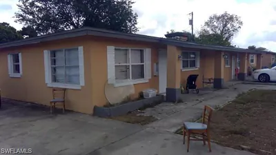 2403/2405 Stella ST FORT MYERS FL