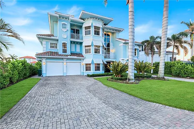 273 Egret AVE NAPLES FL