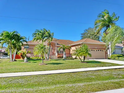 264 Castaways ST MARCO ISLAND FL