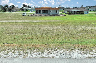 1037 NW 37th PL CAPE CORAL FL