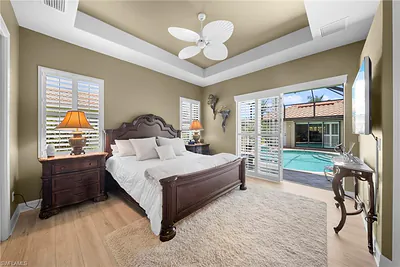 955 Tivoli CT NAPLES FL