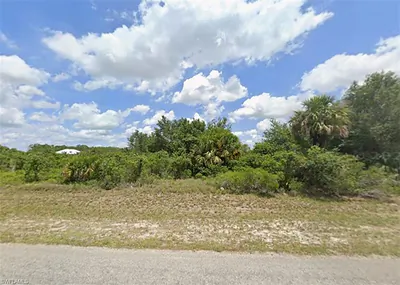 8007 Mangrove CIR LABELLE FL