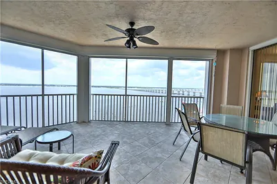 2090 W First ST 1105 #1105 FORT MYERS FL