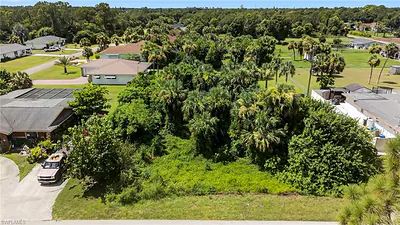 1904 E 6th ST LEHIGH ACRES FL