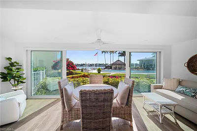 2850 Gulf Shore BLVD N 108 #108 NAPLES FL