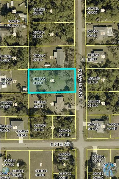 505 Maple AVE N LEHIGH ACRES FL