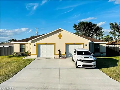 607 SE 14th TER CAPE CORAL FL