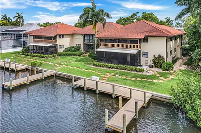 1390 Chesapeake AVE 1390 #1390 NAPLES FL