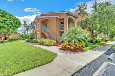 1205 Wildwood Lakes BLVD 201 #201 NAPLES FL