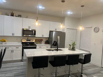 1604 NW 7th AVE CAPE CORAL FL
