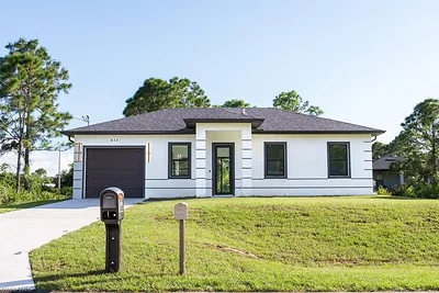 832 Carpenter ST E LEHIGH ACRES FL