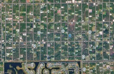 904 Acacia AVE LEHIGH ACRES FL