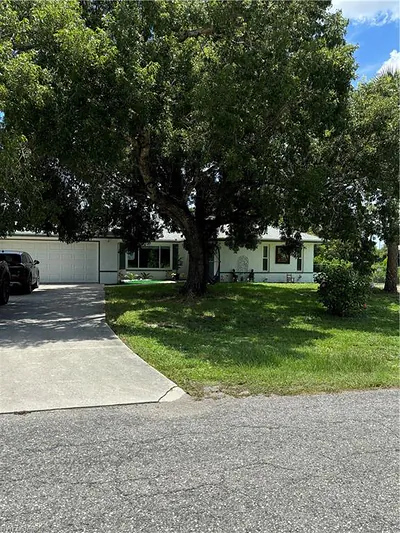 1108 Robert AVE LEHIGH ACRES FL