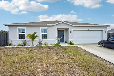 1905 17th AVE CAPE CORAL FL