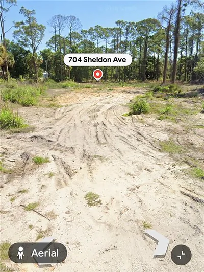 704 Sheldon AVE LEHIGH ACRES FL