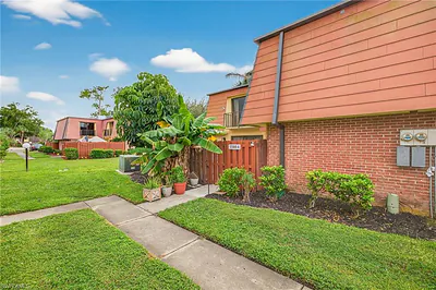 1544 Park Meadows DR 4 #4 FORT MYERS FL