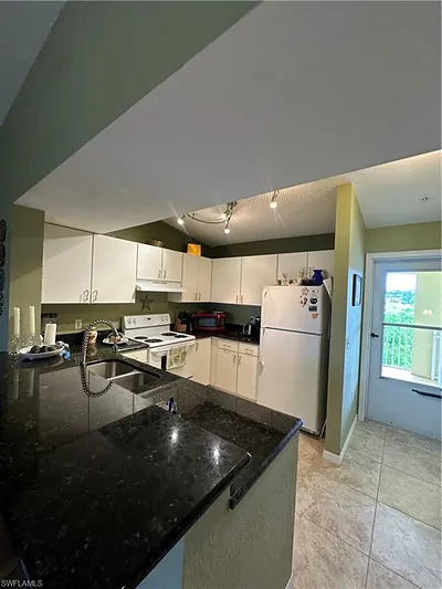 8264 Key Royal CIR 831 #831 NAPLES FL