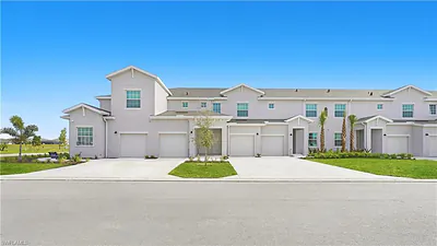 20570 Hazelnut CT S 1724 #1724 LEHIGH ACRES FL