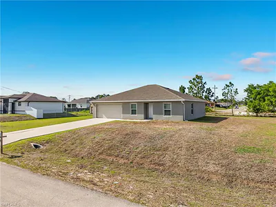2908 24th ST SW LEHIGH ACRES FL