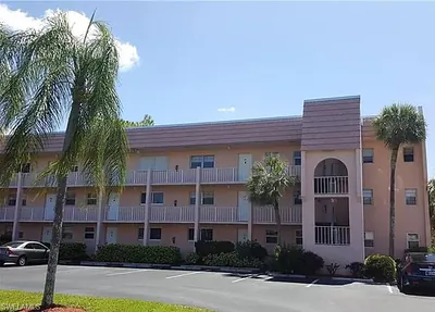 175 Turtle Lake CT 111 #111 NAPLES FL