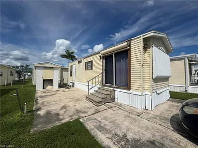 5 Fountain View BLVD NORTH FORT MYERS FL