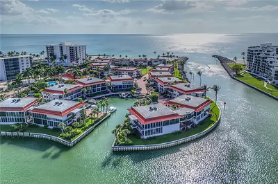 2258 Gulf Shore BLVD N O1 #O1 NAPLES FL