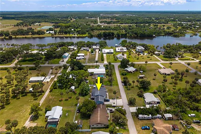 17290 Rewis RD ALVA FL