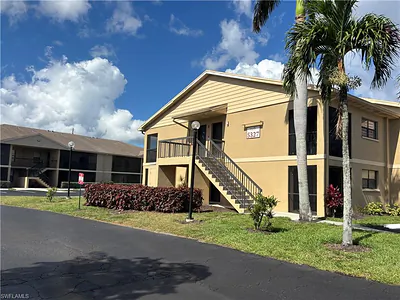 5327 Summerlin RD 2709 #2709 FORT MYERS FL
